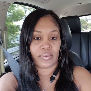 Meet your Posher, Dania